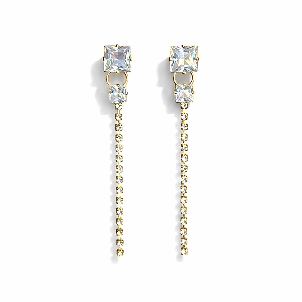 ⚜️ Elegant Gold and Silver Drop Earrings